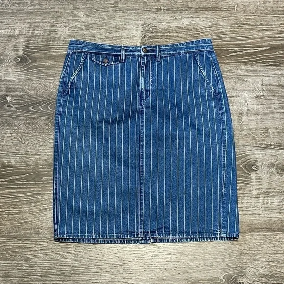 Vintage Lauren Ralph Lauren Pinstripe Denim Skirt size 6. SEE MEASUREMENTS - Picture 1 of 6